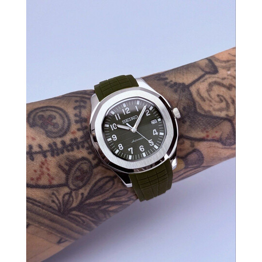Custom Seiko Mod • Olive Green Aquanaut • 42mm